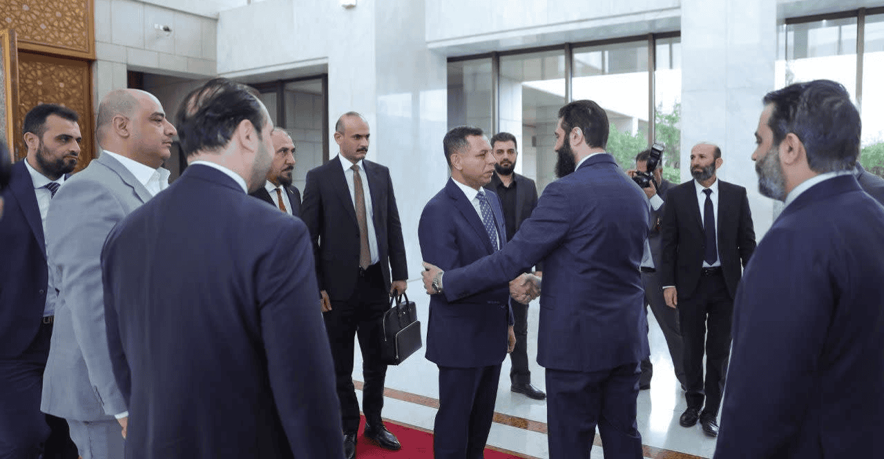 للقاء الشرع.. وفد عراقي برئاسة مدير المخابرات يصل إلى دمشق
