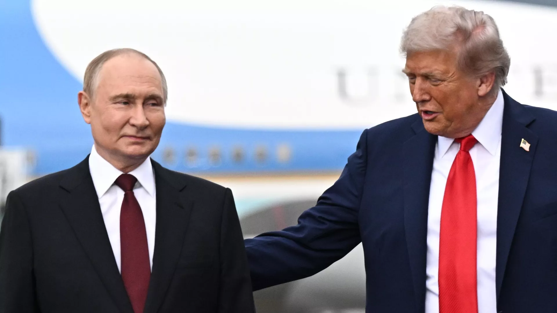 واشنطن بوست: ترامب يتخلى عن سياسة العقوبات ضد روسيا