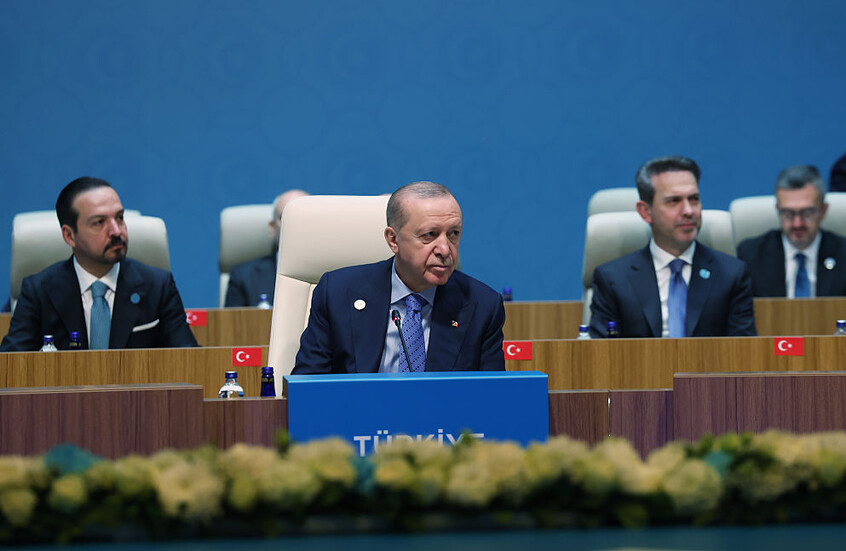 أردوغان يدعو إلى تغليب الدبلوماسية في التصعيد مع إيران